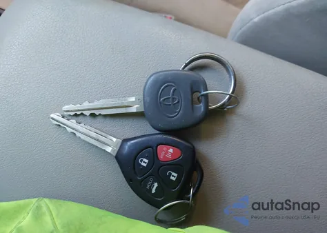 2007 Toyota Camry Le z USA, uszkodzony, nr VIN 4T1BE46K87U692517